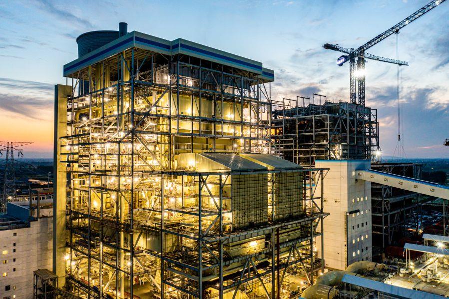 六、夜里的工地燈火通明 六、夜里的工地燈火通明