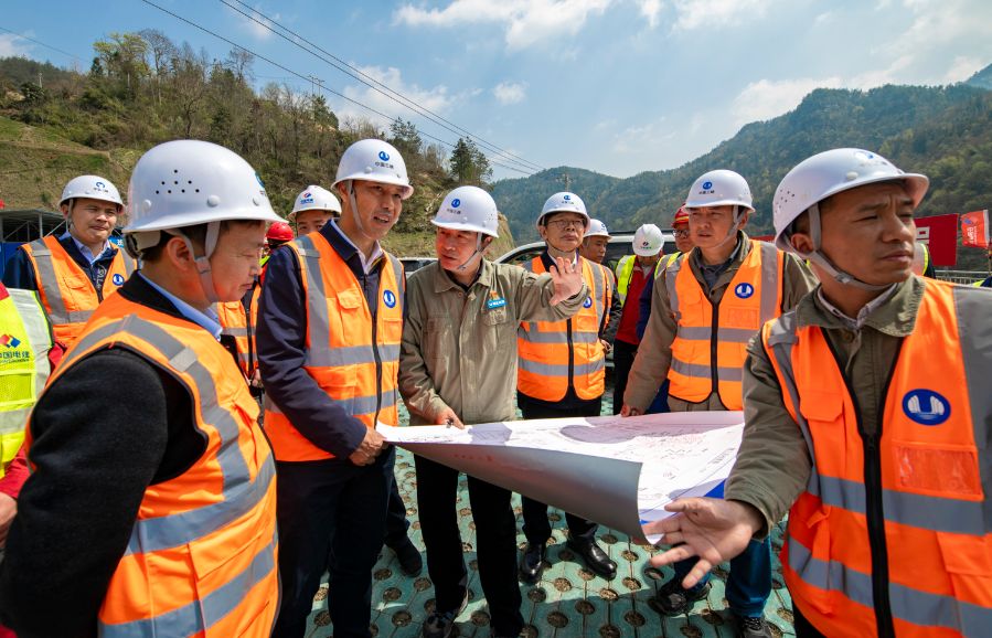 調研現場(羅田縣指揮部邱亞林供稿) 調研現場(羅田縣指揮部邱亞林供稿)